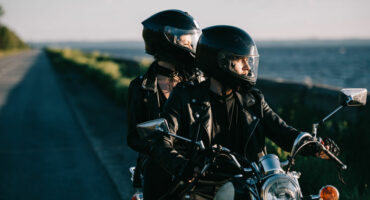 NetVox Assurances - Assurance moto : être un bon passager à moto